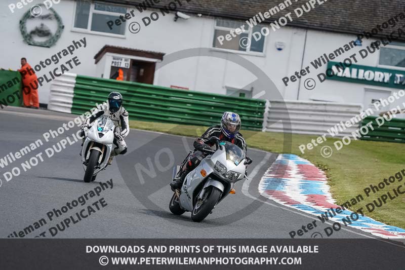 enduro digital images;event digital images;eventdigitalimages;mallory park;mallory park photographs;mallory park trackday;mallory park trackday photographs;no limits trackdays;peter wileman photography;racing digital images;trackday digital images;trackday photos